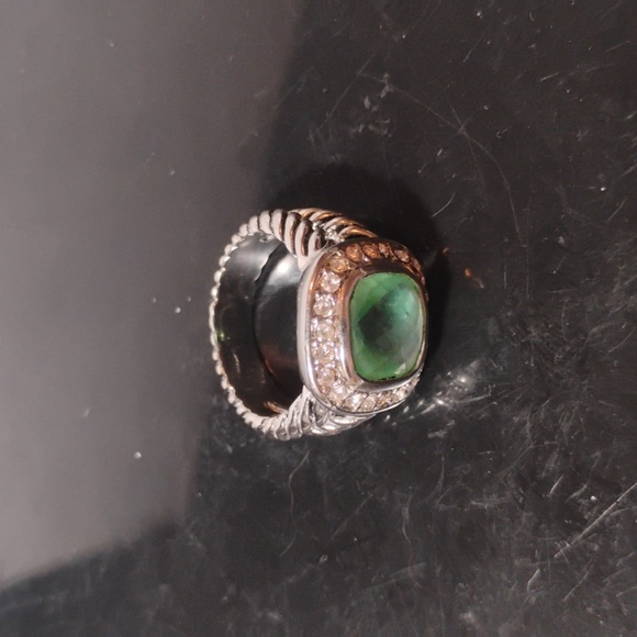 Braided Green Gemstone CZ Silver Tone Ring Size 7 Could Be Unisex - Picture 4 of 9